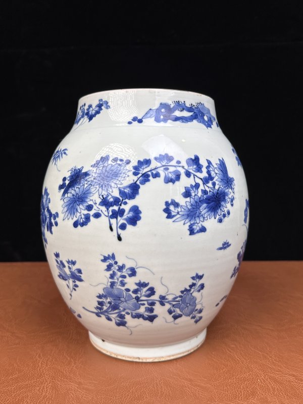 明崇祯 青花花卉纹莲子罐 - 图4