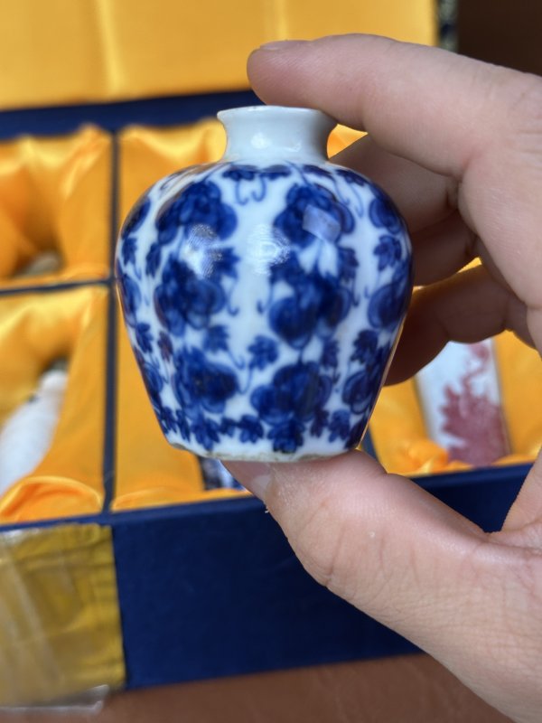 清  各式鼻烟壶十只 - 图12
