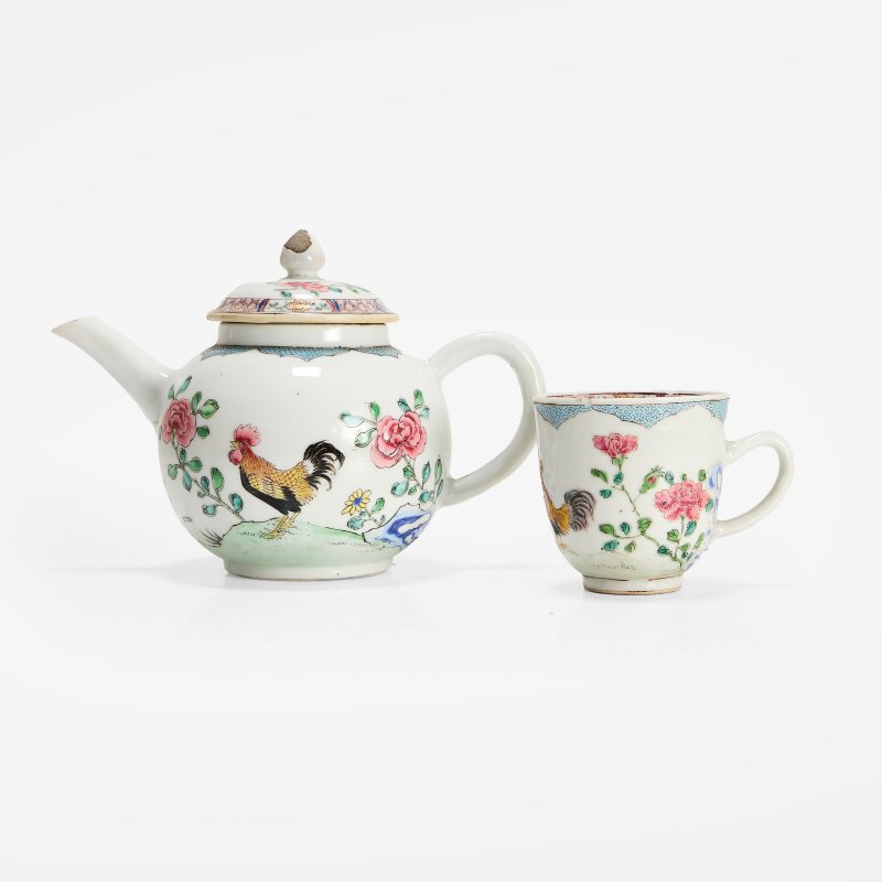 清乾隆 粉彩功名富贵图茶壶及茶杯 | A Chinese famille rose teapot and teacup Qianlong (1736-1795), the teapot of globular form