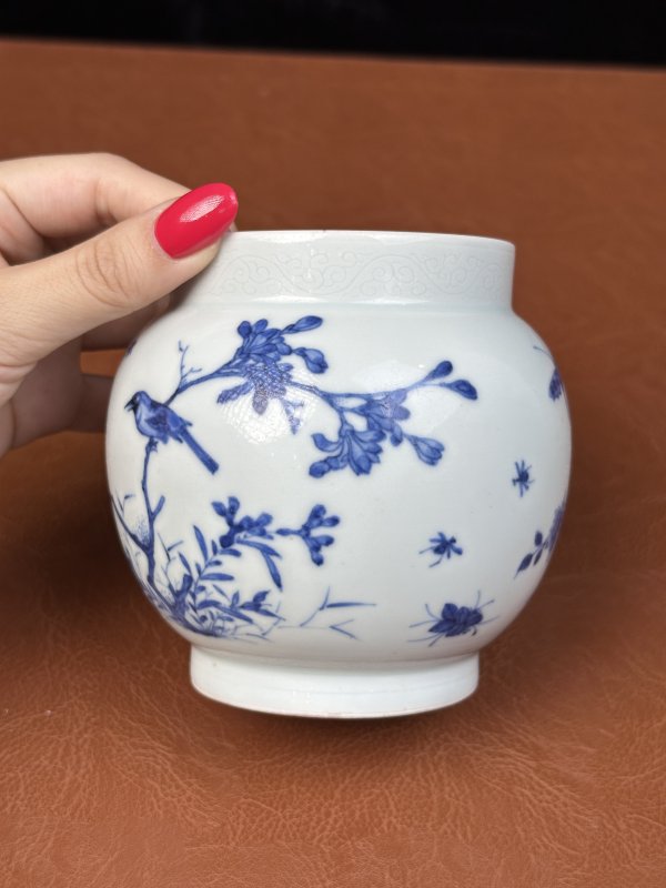 明崇祯  青花英英玉立飞黄腾达图莲子罐 - 图7