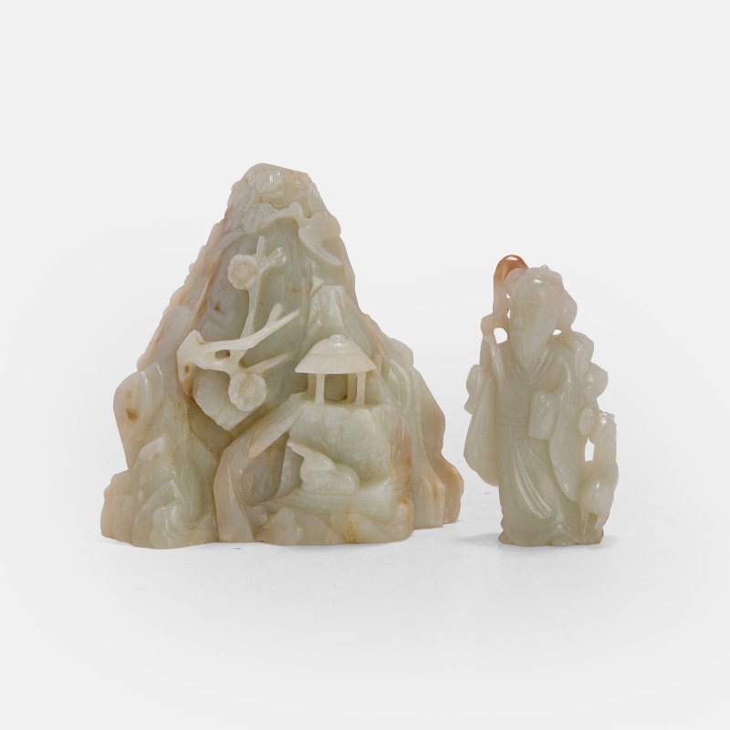 清 玉雕寿老立像 及 福禄寿图山子 一组两件 | Two Chinese jade carvings Qing dynasty (1644-1911), comprising:
a boulder - 图2