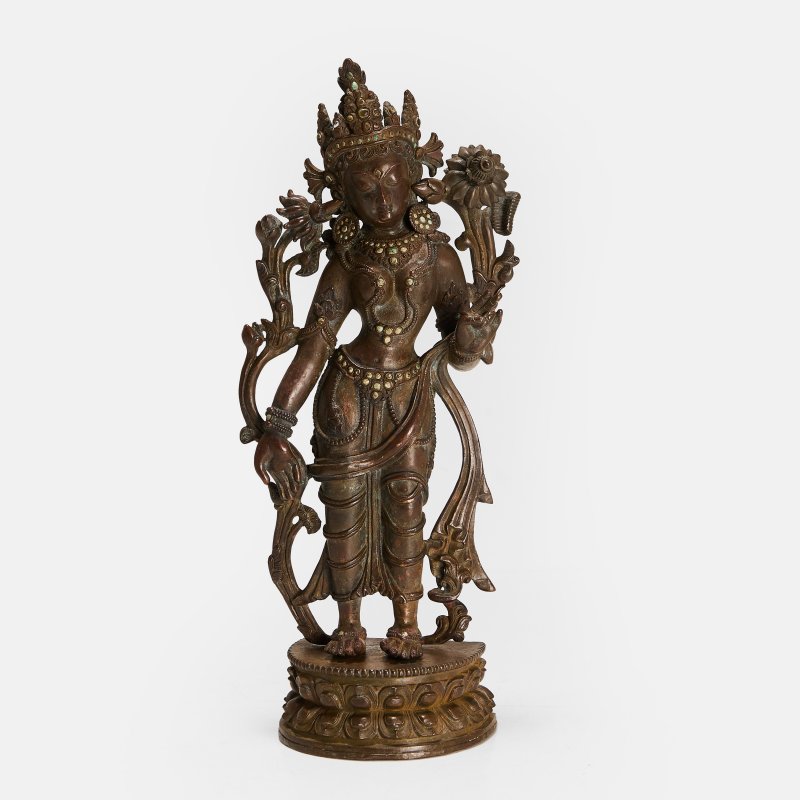 清或更晚 西藏文殊菩萨铜立像 | A Tibetan bronze figure Qing dynasty or later, of Manjushri - 图2