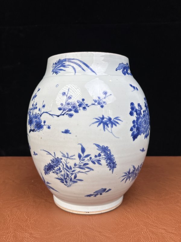 明崇祯 青花花卉纹莲子罐 - 图6