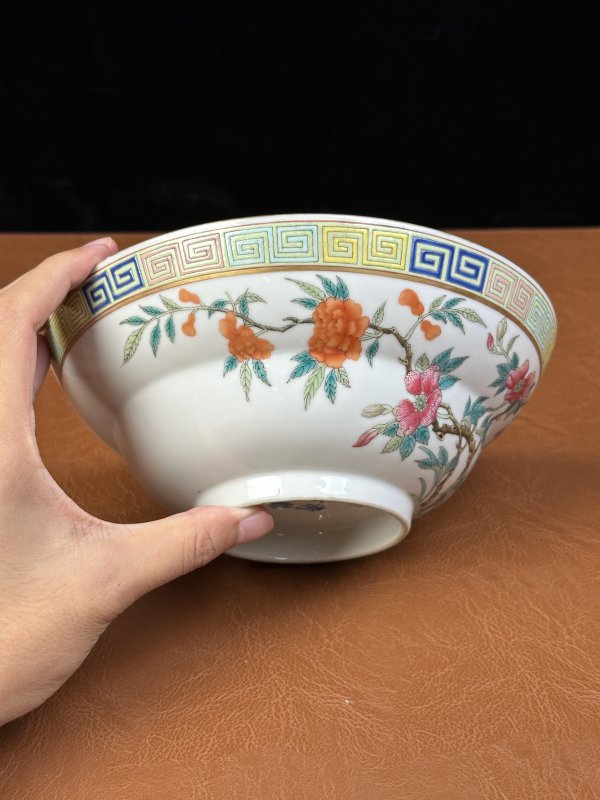 清光绪 粉彩艾叶灵符花卉折腰碗 - 图4