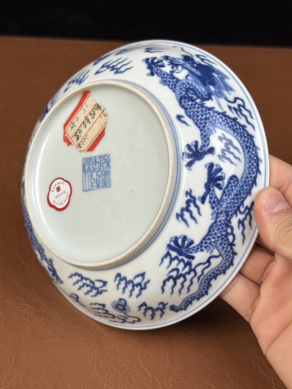 清乾隆 青花云龙纹盘 - 图7