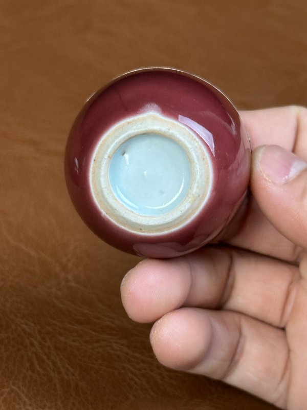 清乾隆 祭红釉卧足杯一对 - 图9