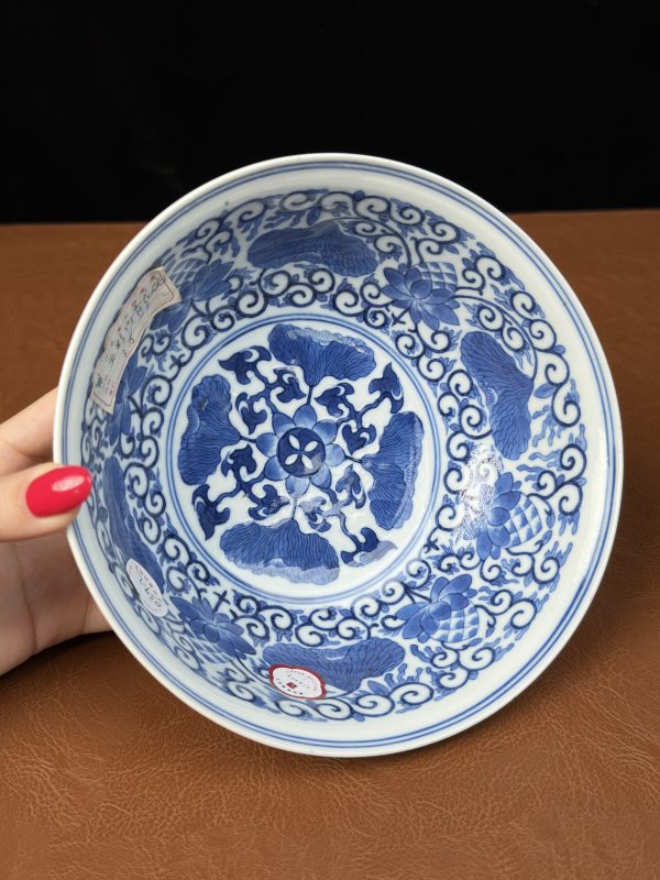 清光绪 内青花荷塘图外粉彩折枝花卉纹碗 - 图15