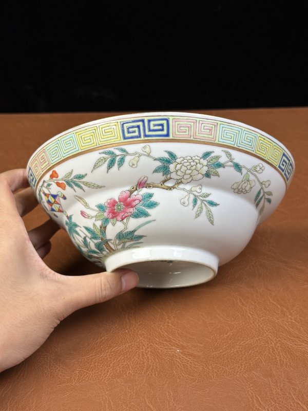 清光绪 粉彩艾叶灵符花卉折腰碗 - 图5