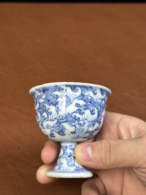 明万历 青花留白海水瑞兽杯 - 图12