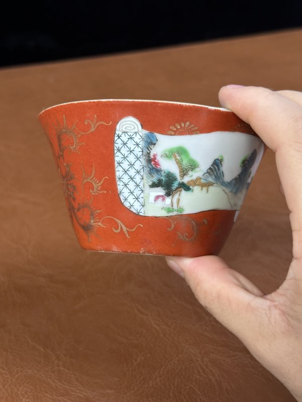 清乾隆 珊瑚红描金开窗马蹄杯 - 图10