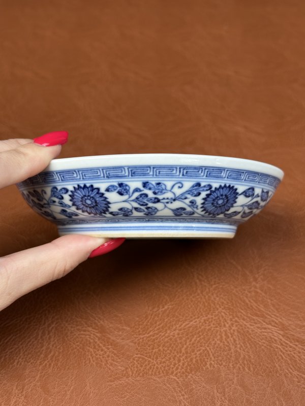 清道光 青花缠枝莲盘 - 图9