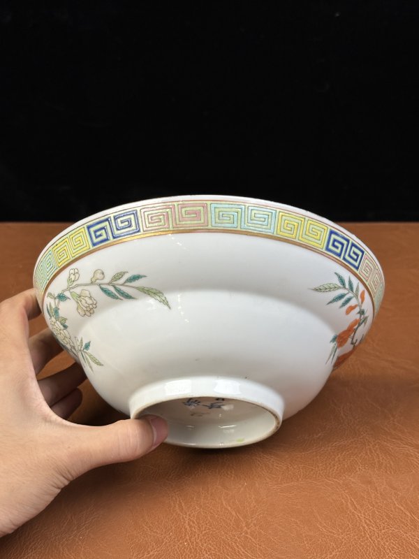 清光绪 粉彩艾叶灵符花卉折腰碗 - 图6
