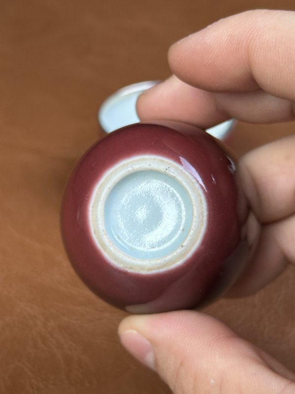 清乾隆 祭红釉卧足杯一对 - 图11