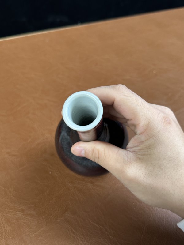 清康熙 郎窑红釉长颈瓶 - 图10