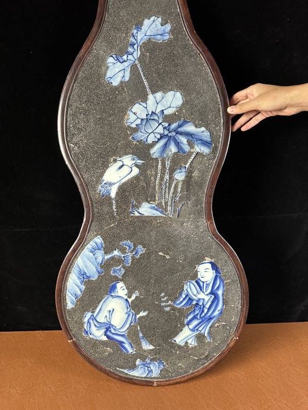 清乾隆 青花和合二仙嵌瓷板画 - 图3