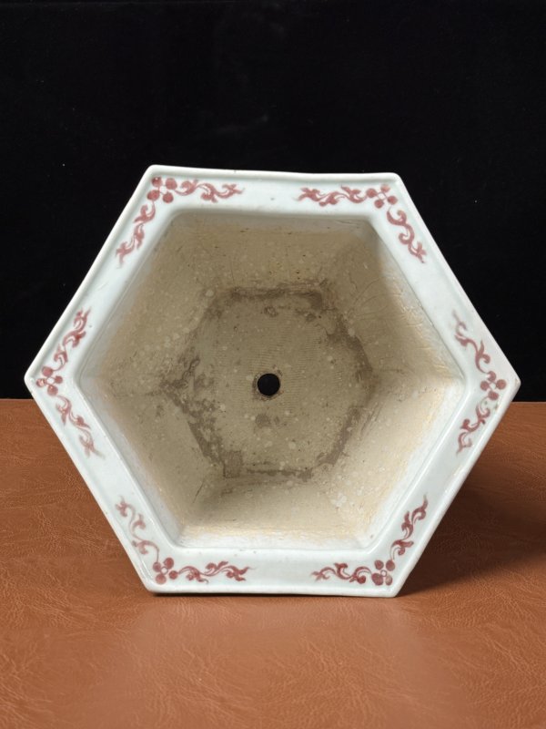 清 青花釉里红鱼藻纹花盆 - 图5