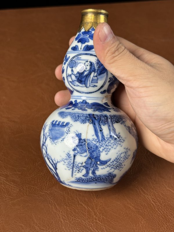 明崇祯 青花人物葫芦瓶 - 图10