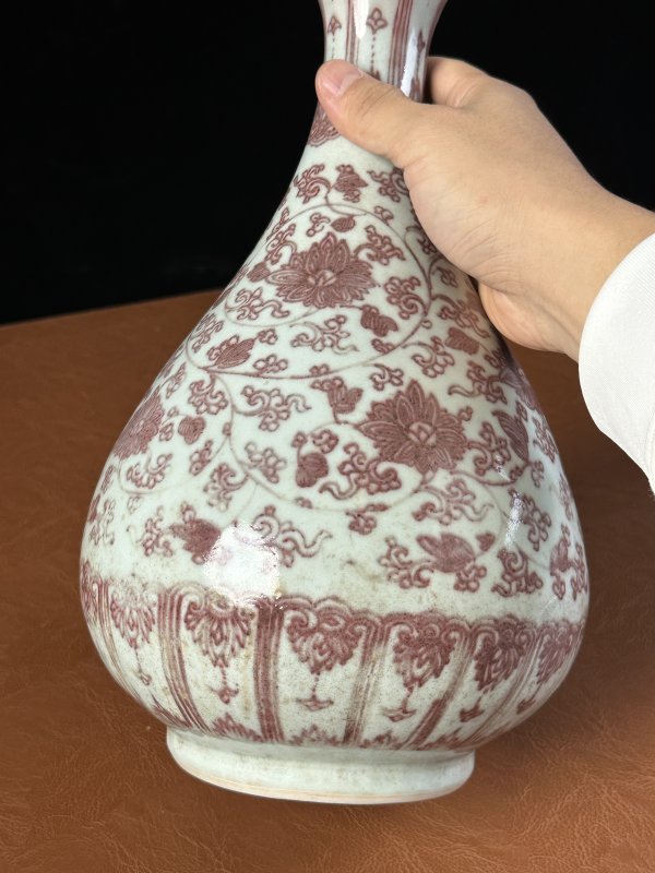 明 釉里红缠枝牡丹花卉纹玉壶春瓶 - 图12