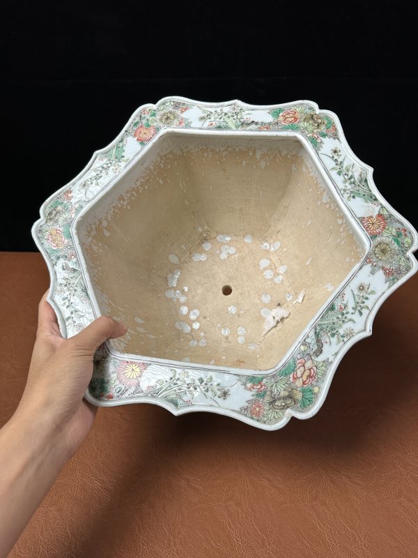 清康熙 五彩花卉纹花盆 - 图7