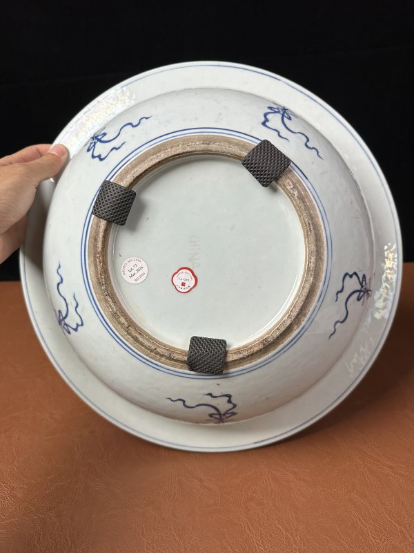 清中期 青花矾红缠枝花卉纹折沿洗 - 图6