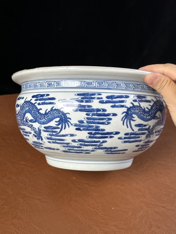 清乾隆 青花双龙诗文香炉 - 图8