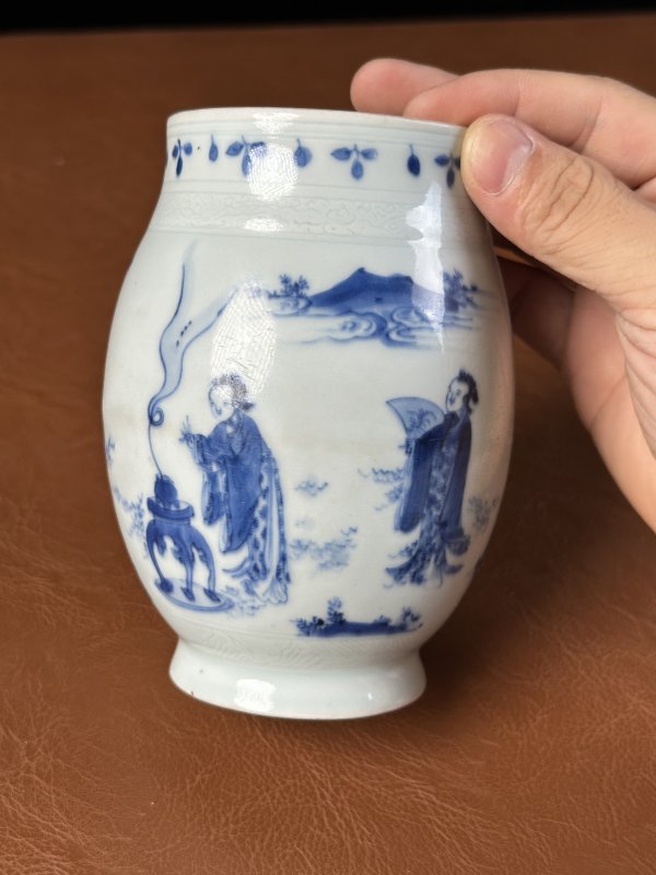 明崇祯 青花人物纹莲子罐 - 图4