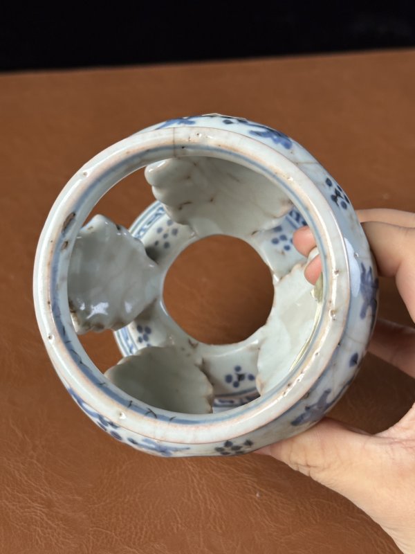 明正德 青花铜钱纹器座 - 图9