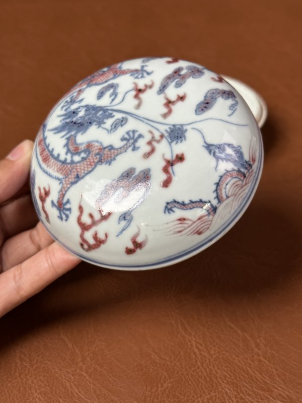 清 青花釉里红龙纹印盒 - 图6