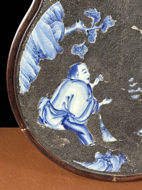 清乾隆 青花和合二仙嵌瓷板画 - 图4