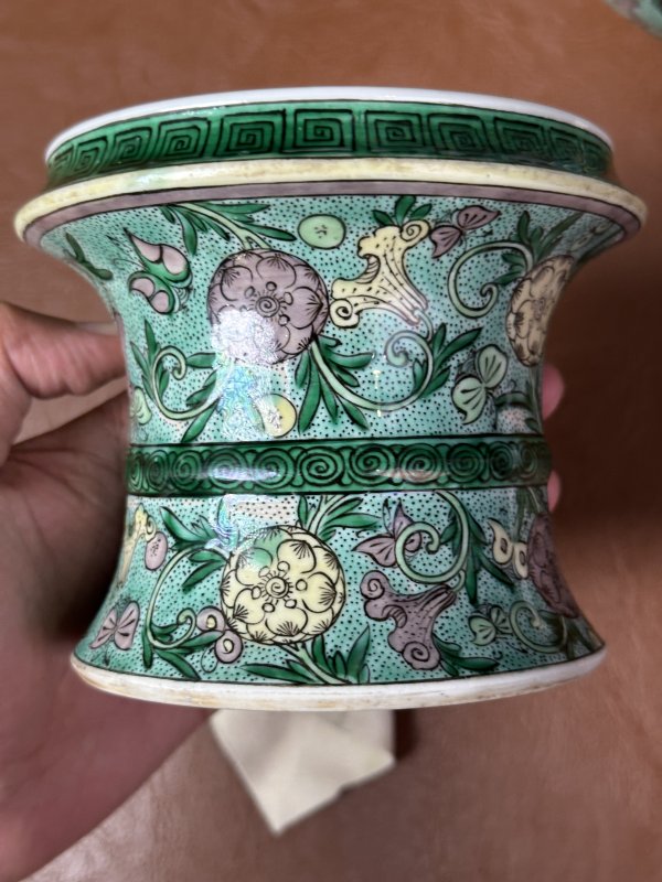 清晚期 素三彩龙纹转心棒槌瓶 - 图8