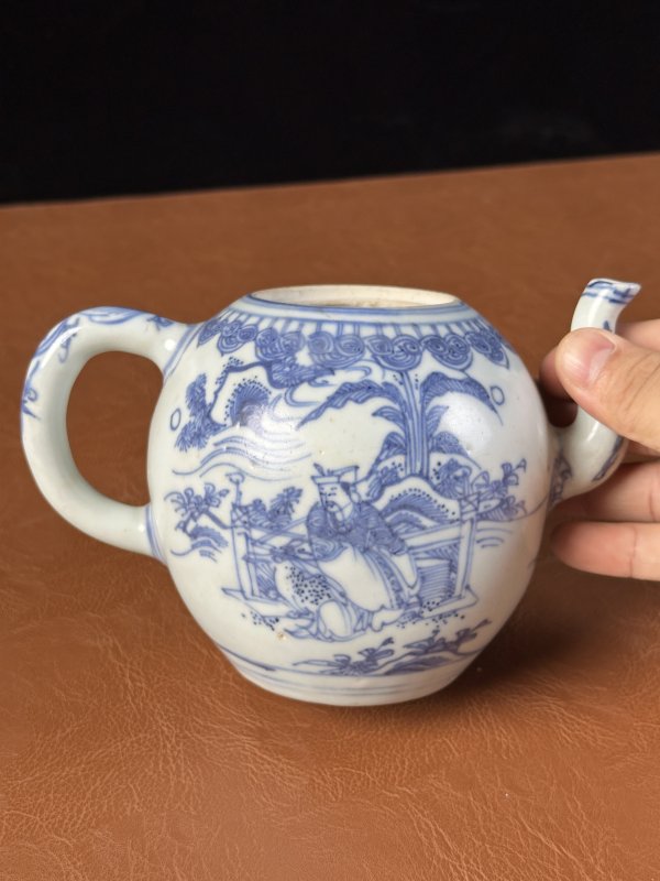 明天启 青花人物茶壶 - 图5