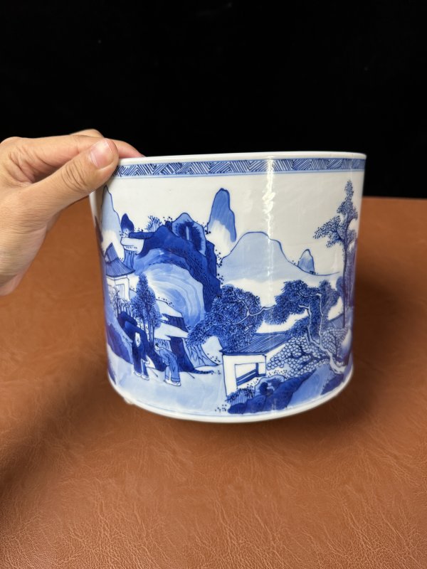明万历、清康熙 青花笔筒及青花加彩豆一组 - 图11