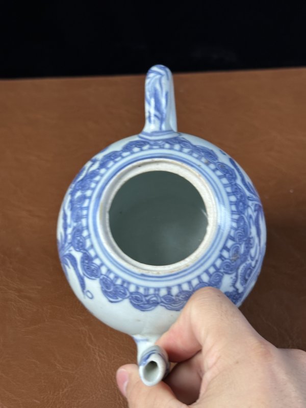 明天启 青花人物茶壶 - 图7
