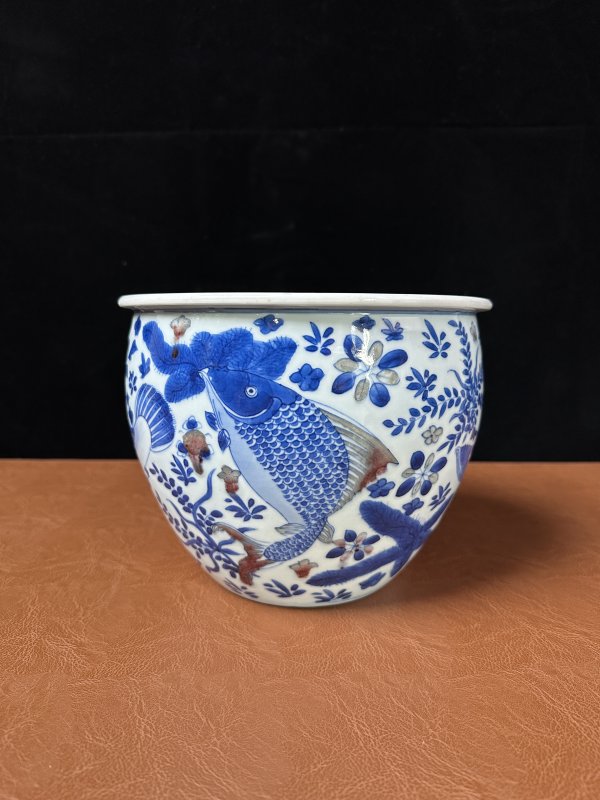 清康熙 青花釉里红鱼藻纹卷缸 - 图5