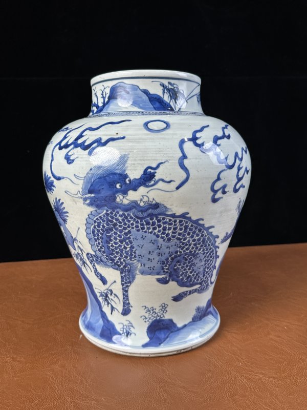 清康熙 青花麒麟纹将军罐 - 图3