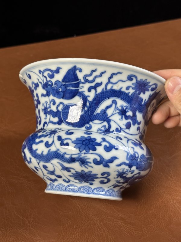 清中期 仿正德青花龙纹渣斗 - 图10