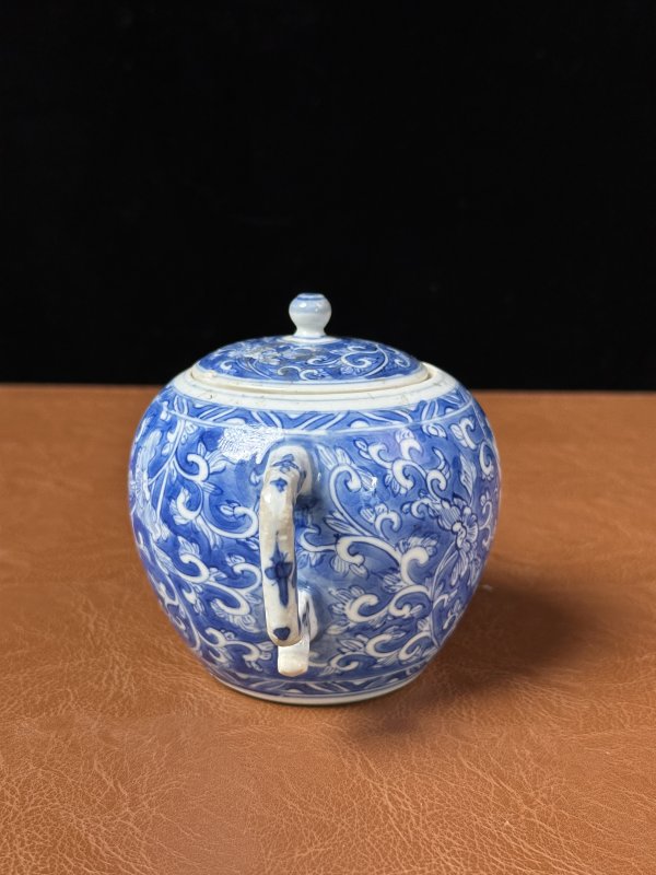 清康熙  青花持莲童子茶壶 - 图5