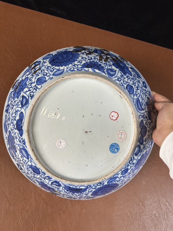 清康熙 仿宣德青花花卉大盘 - 图8