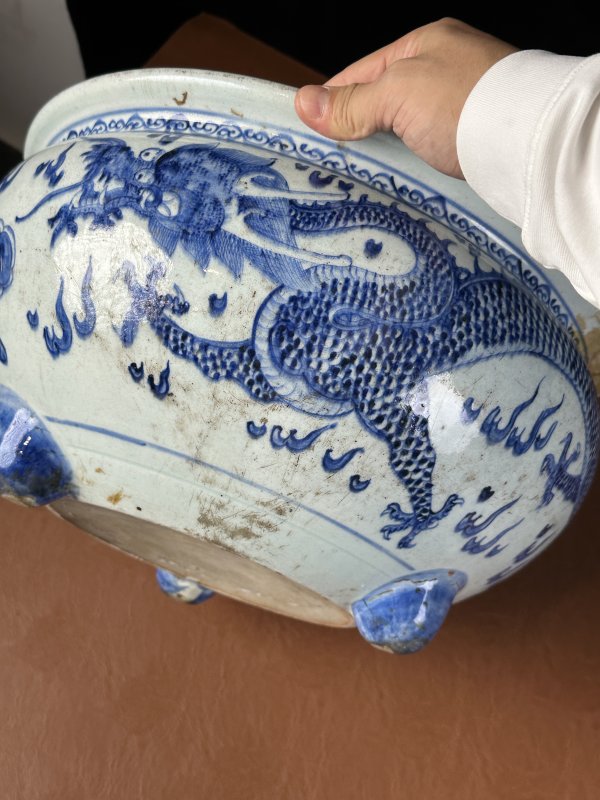 清雍正 青花双龙戏珠香炉 - 图7