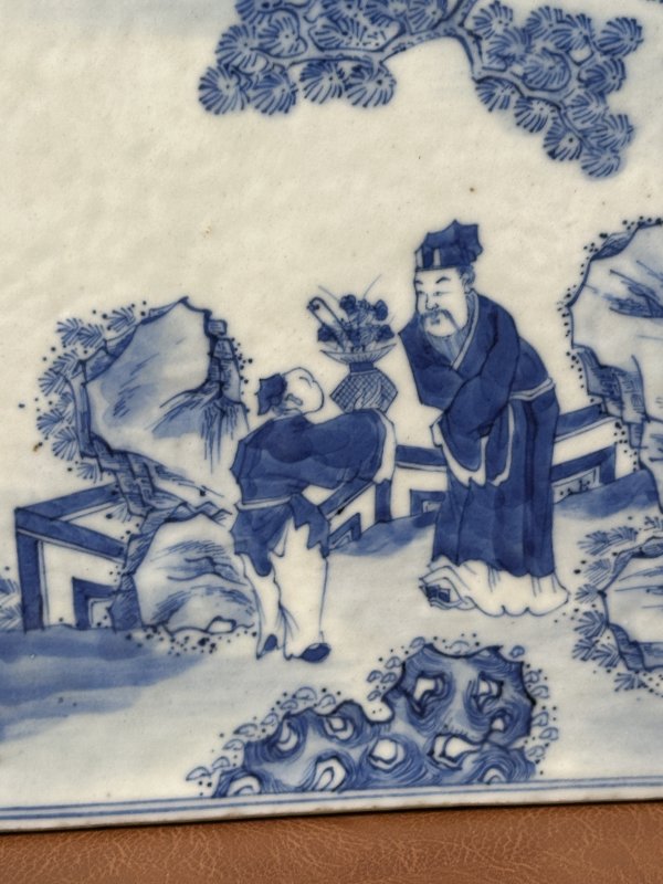 清道光 青花四爱图四方笔筒 - 图4