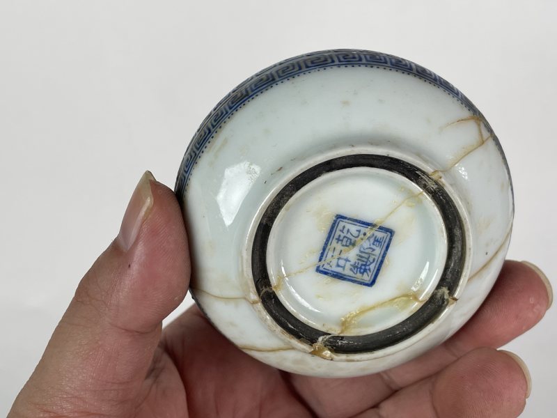 民国 粉彩人物印泥盒 - 图6