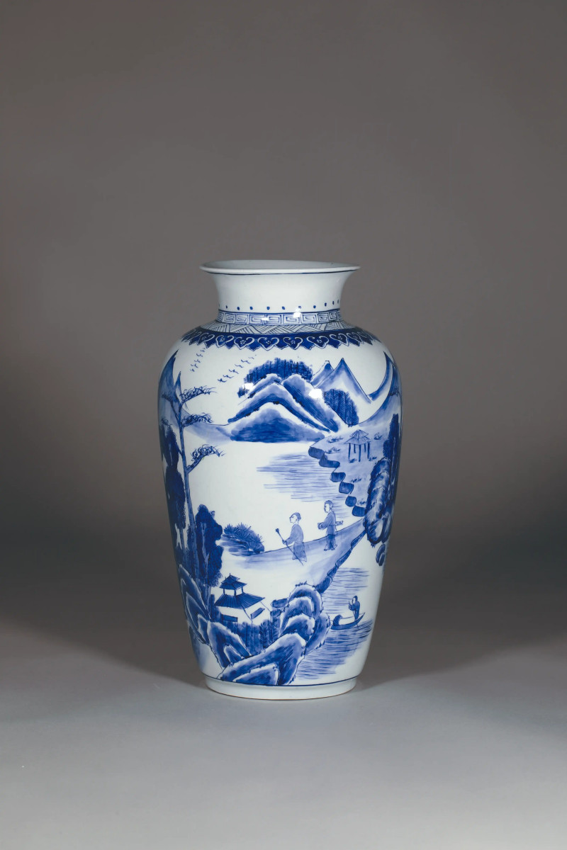 清 青花山水人物尊