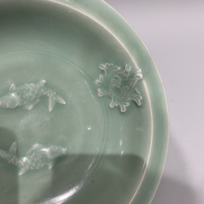明代 龙泉窑梅子青釉双鱼贴花洗 - 图6