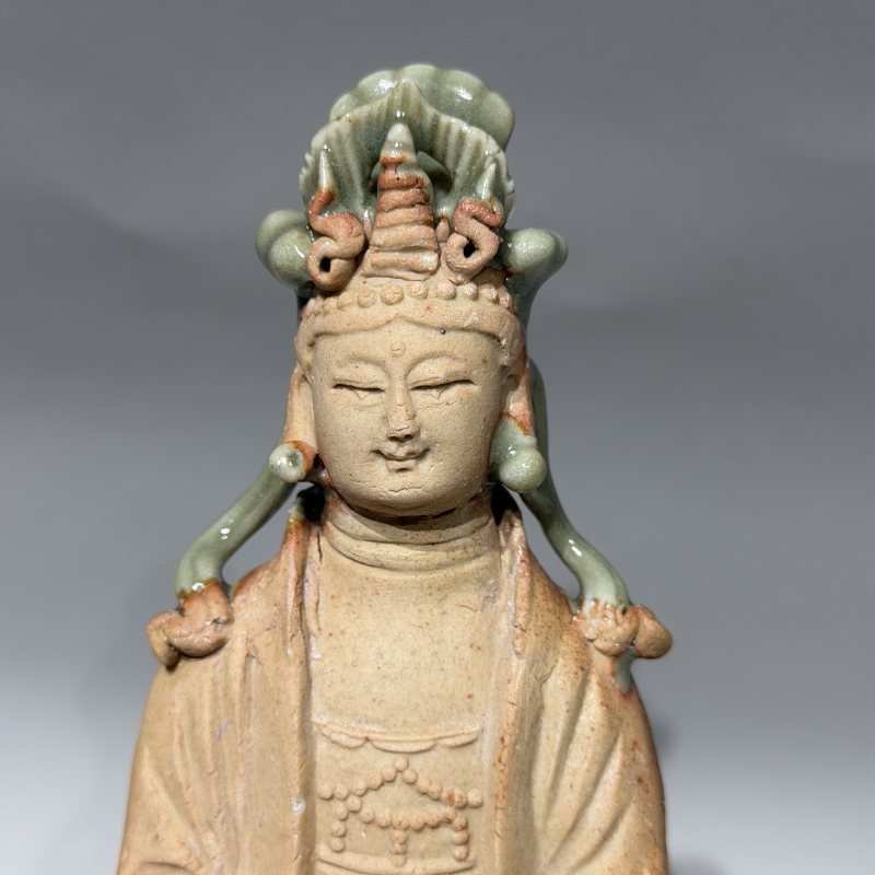 元代 龙泉窑青釉莲座鱼篮观音造像 - 图6