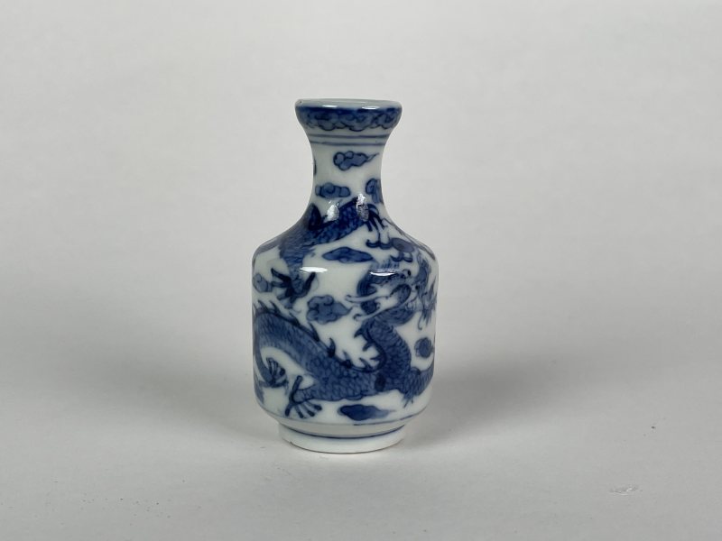解放后 青花云龙纹瓶 - 图3