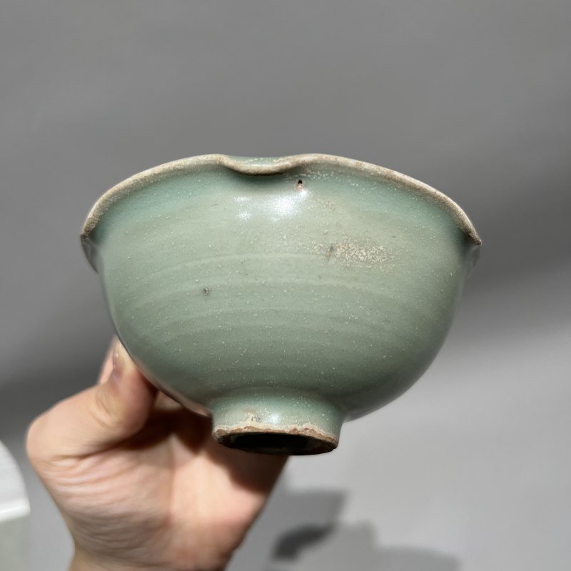 明代 龙泉窑梅子青釉龟栖荷叶盏 - 图5
