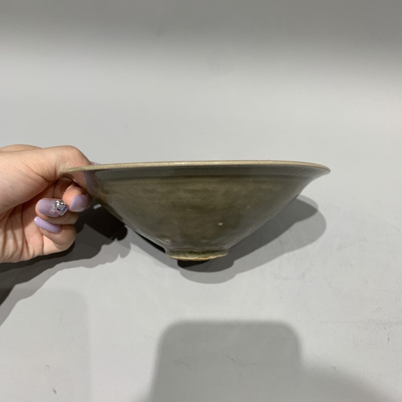 明代 青釉宝相花纹斗笠盏 - 图4