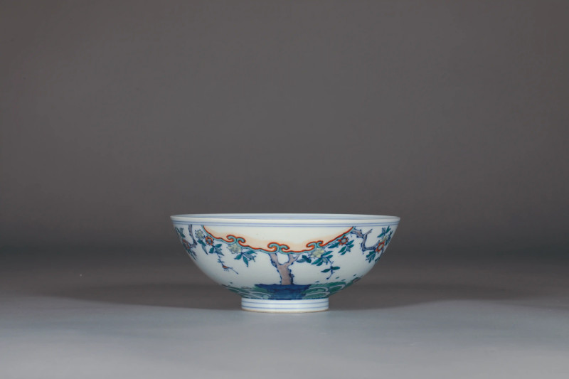 清康熙 斗彩“落花流水”碗