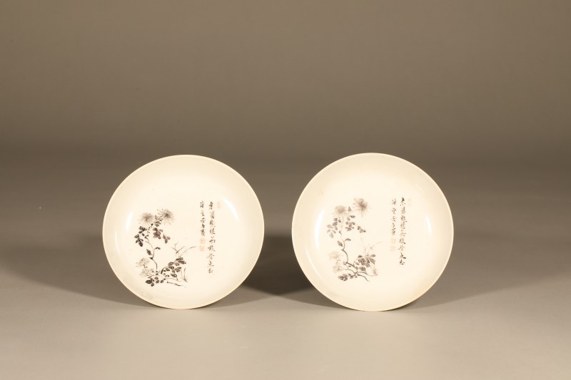 清乾隆 唐英风格墨彩诗文盘 - 图9