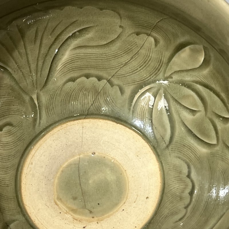 明代 青釉刻花钵 - 图7